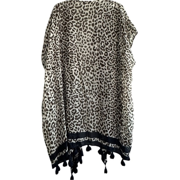 J. Crew Leopard Beach Swimsuit Coverup Size M/L Tasseled Animal Print Blue Trim - Picture 4 of 7
